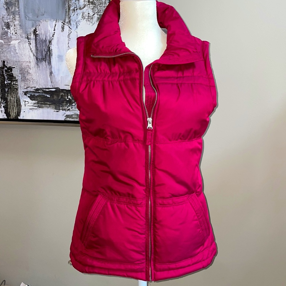 Maurices Maroon Quilted Puffer Cold Weather Small Zip Vest - Picture 1 of 7